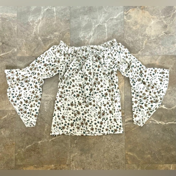 Trumpet Sleeve Blouse - Picture 1 of 3